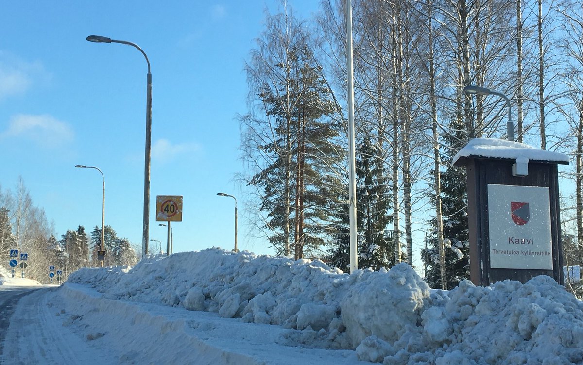 merja_osala's tweet photo. Tarkastusmatka sopivasti #kaavi’lle jossa pöhinää #yritystoiminta’an #hankerahoituksella #Posely #maaseutu2020 #leaderyritystuki #eu #maaseuturahoitus #koillissavo https://t.co/KR6wDDogxA