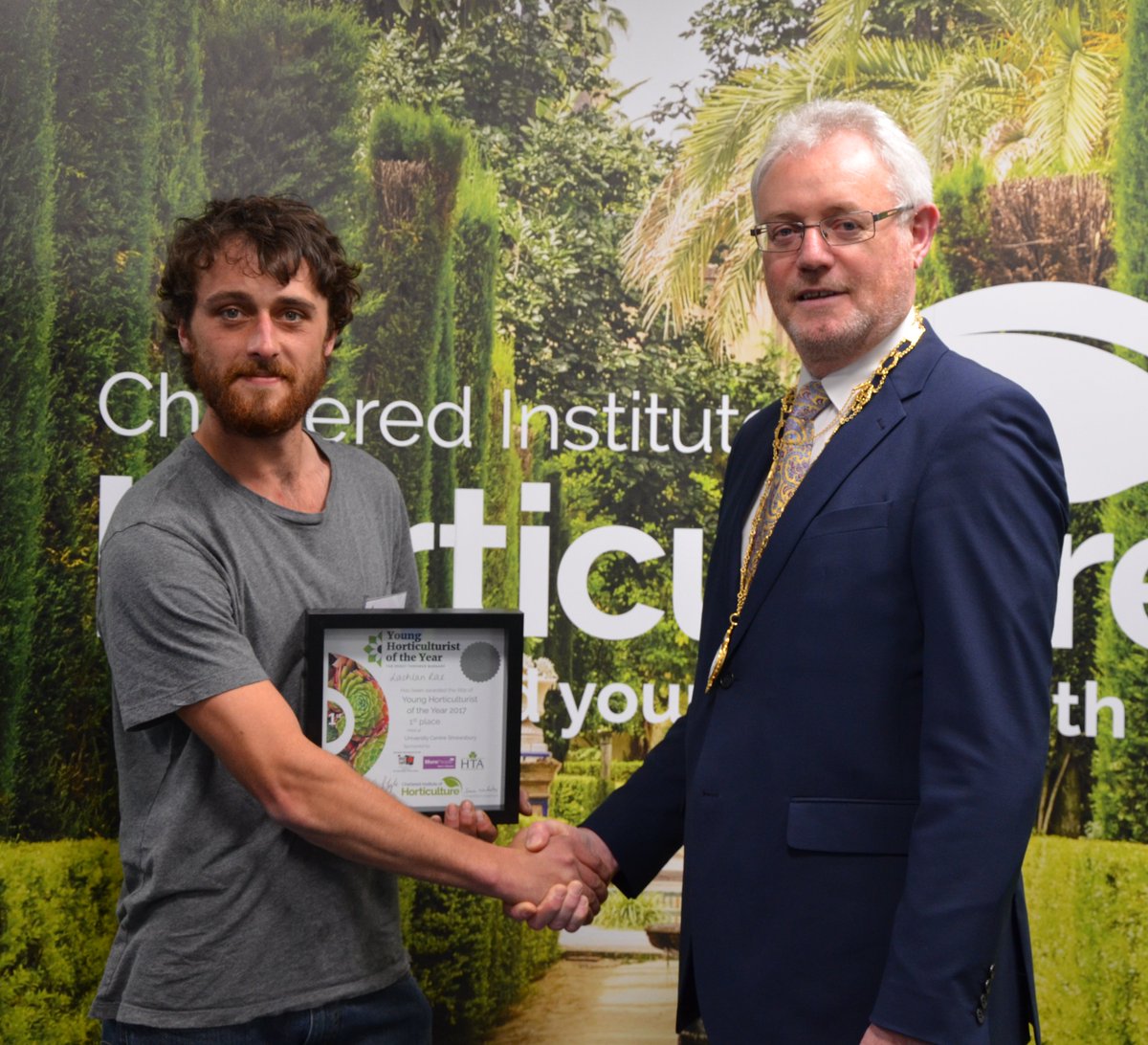 Here it is folks - the February land-based issue has landed #careers movingonmagazine.co.uk/moving-on-febr…