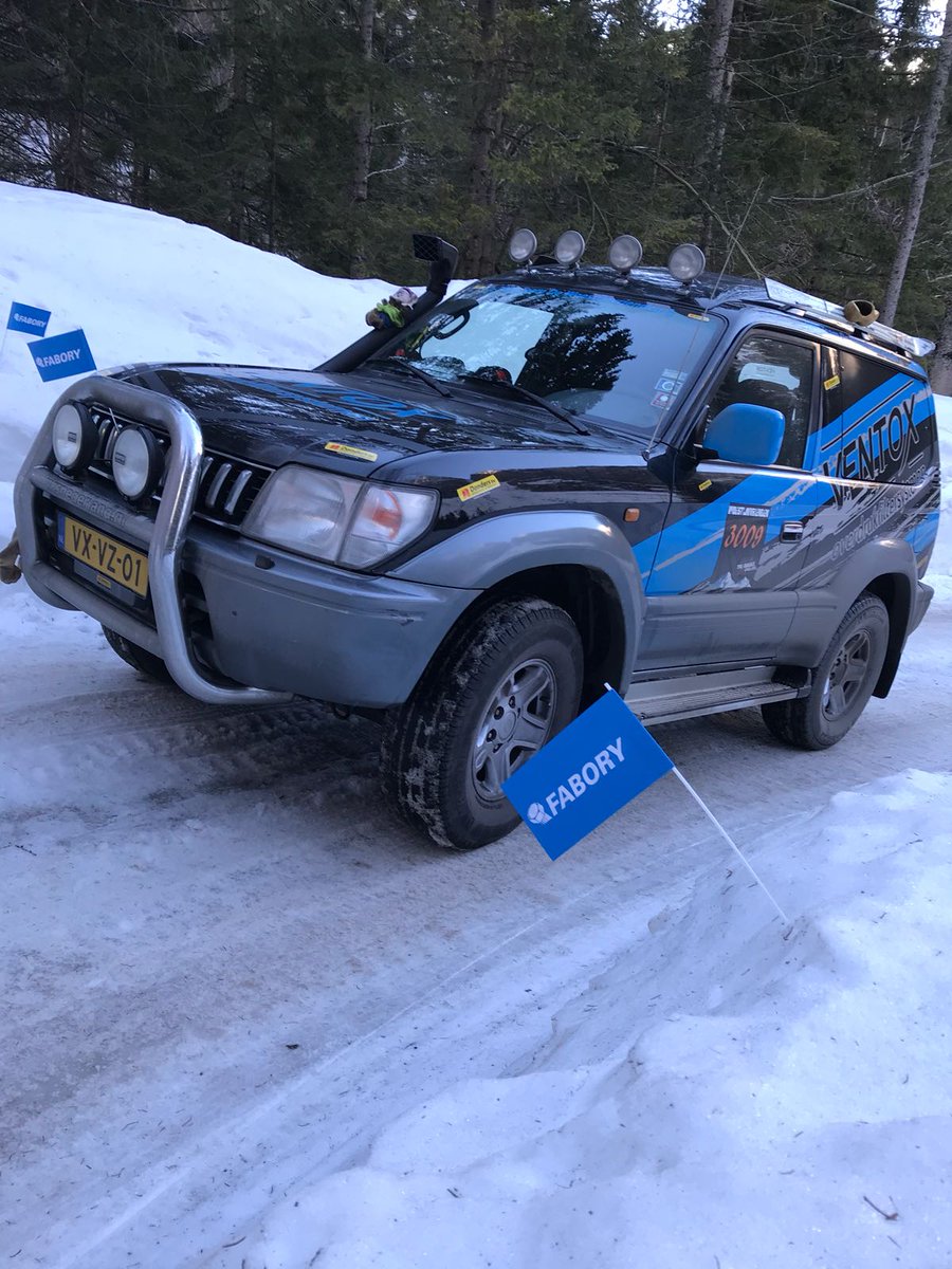 FaboryNL's tweet photo. Fabory in de sneeuw! Mooi plaatje tijdens de @BarrelChallenge ! https://t.co/wSJ7vu0Aip