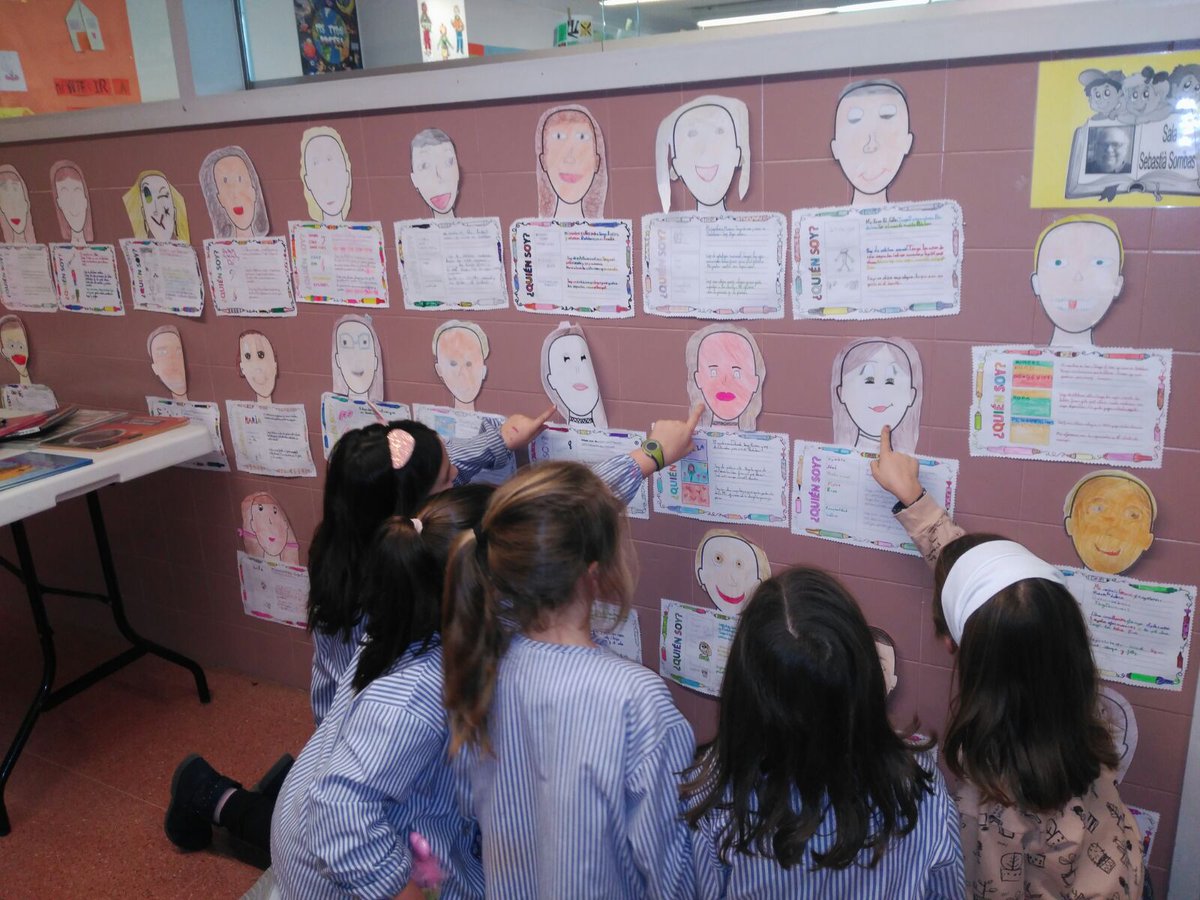 maristesbdn's tweet photo. Los alumnos de tercero trabajan el texto descriptivo a través de su propia descripción! #comosoyyo #maristeschampagnat https://t.co/Kqfhn2abvz