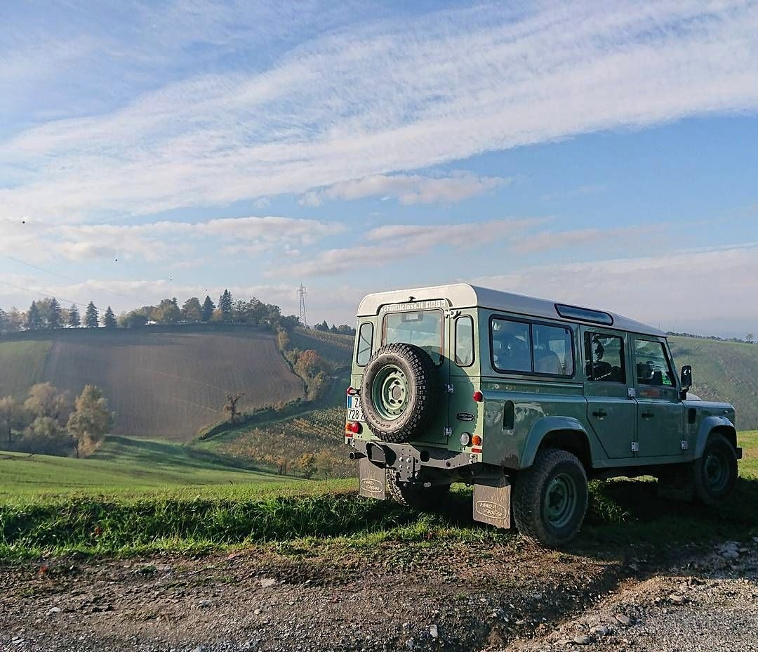 landroverpa's tweet photo. A Heritage 110 CSW
By @schiatticlass
#defender110csw #landroverdefender #landroverphotoalbum #heritagedefender https://t.co/Dv4oAI36qW