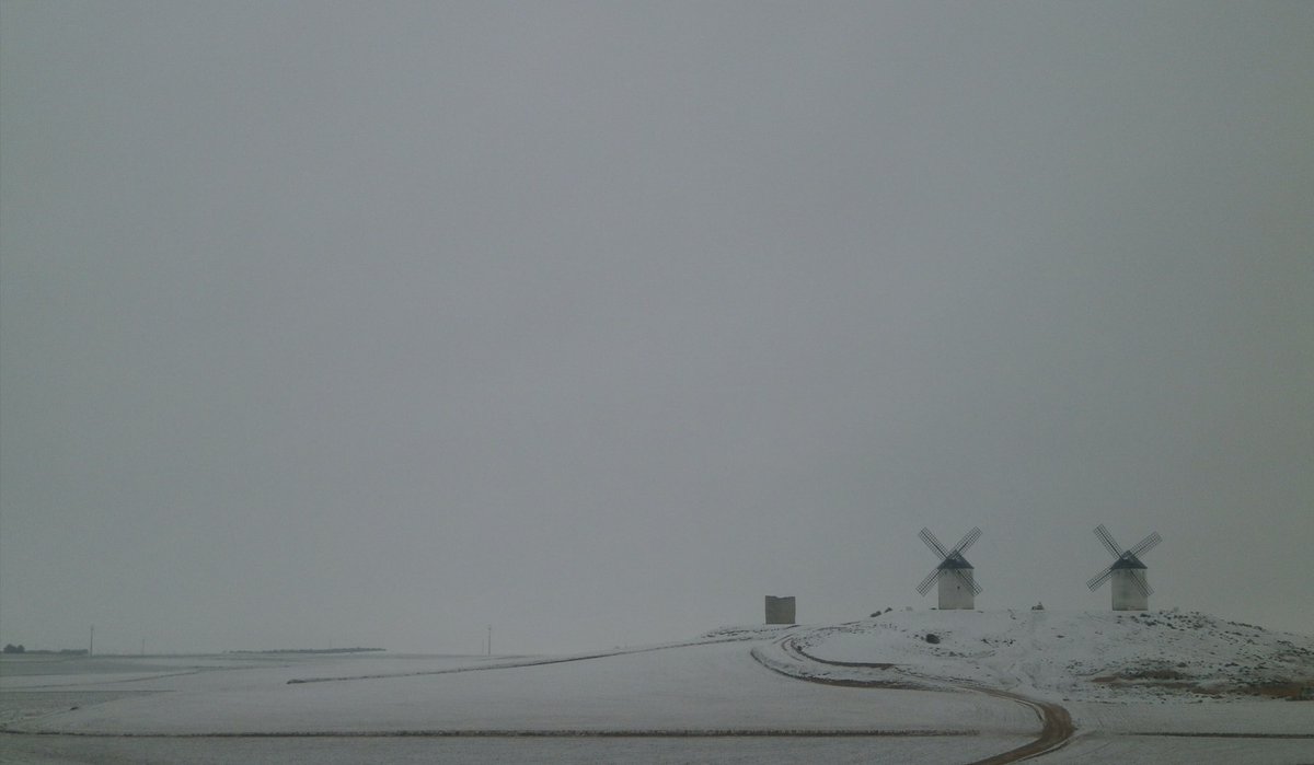 TemblequeCRT's tweet photo. WHEN SNOW FALLS,
NATURE LISTENS
A. Van Kleef

Cuando cae la nieve, la naturaleza escucha

#turismotembleque #pmht
#MondayMotivation #Grateful #windmill #Winter #lanscape #snow #flake #Weather https://t.co/t81jw2JK0p