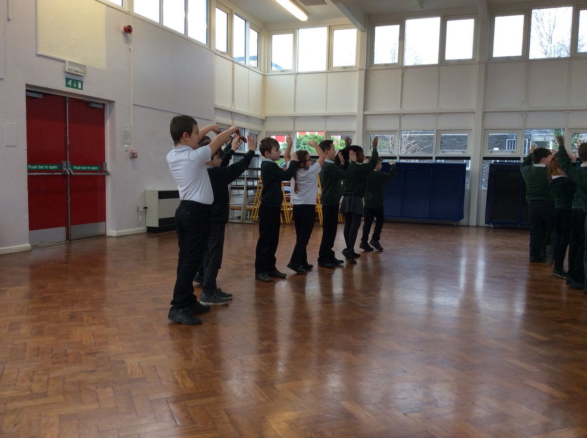 TPAFalcons's tweet photo. Year 4 Toucans enjoying rehearsing our NAPA performance today👌😊📚💚 https://t.co/Z3gXwcACcG