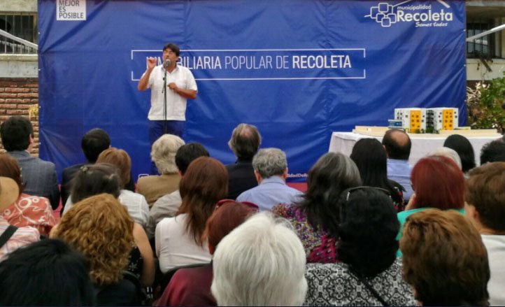 El_Ciudadano's tweet photo. ¿Una #EditorialPopular para Recoleta?: Alcalde #Jadue desliza nueva idea en Twitter
https://t.co/mtlX5bvCYM https://t.co/F9ovH8Wia2