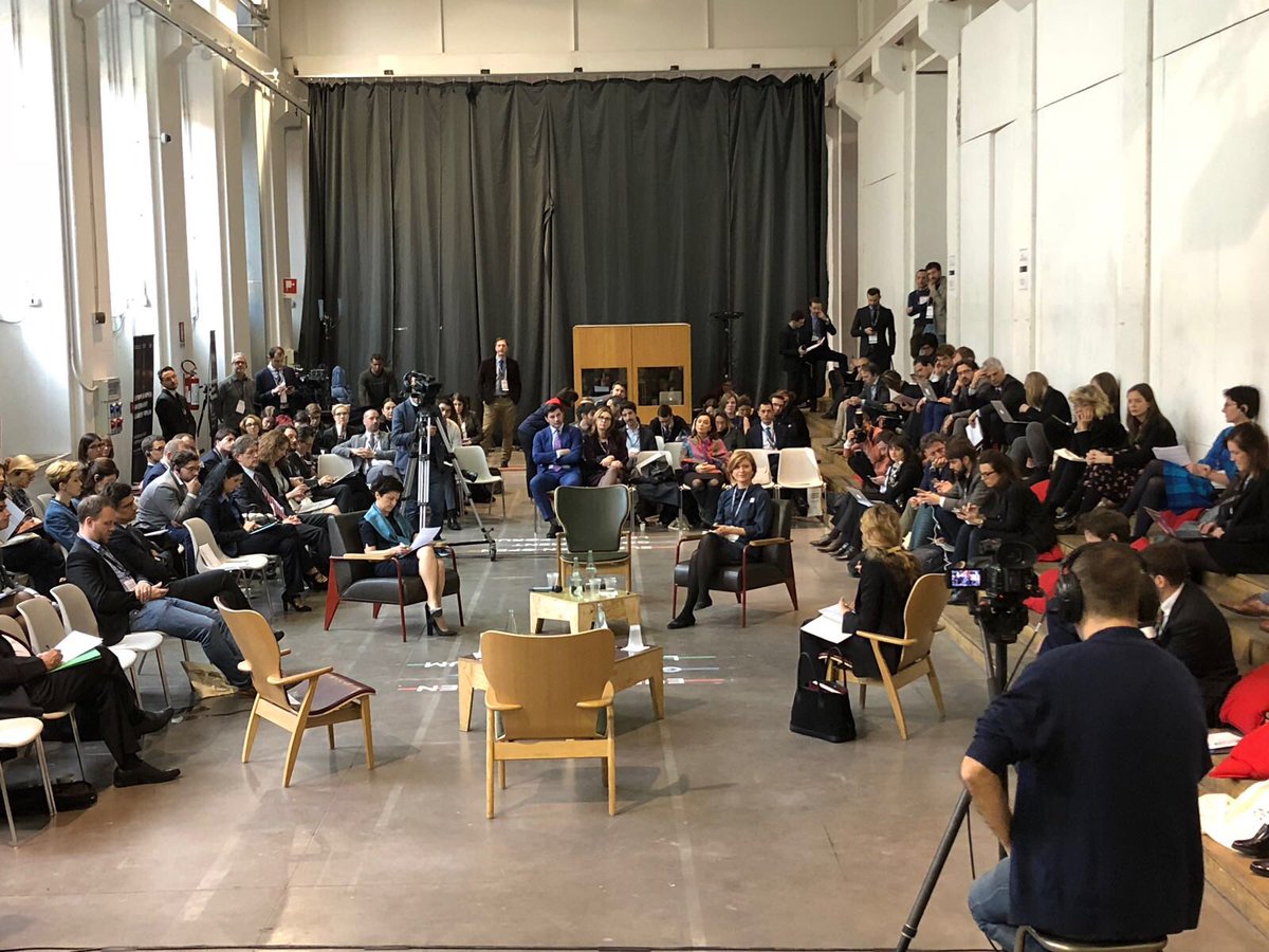opengovitaly's tweet photo. La sessione della mattina si sta per concludere. Prendono la parola @mariannamadia, #TheaTsulukiani e #ZuzanaWienk per fare il punto sulle tante le sfide che ci aspettano e su cui tutti insieme dobbiamo concentrarci 📲 #OpenGovLeaders #SAA2018 https://t.co/wRXMUr1Ma6