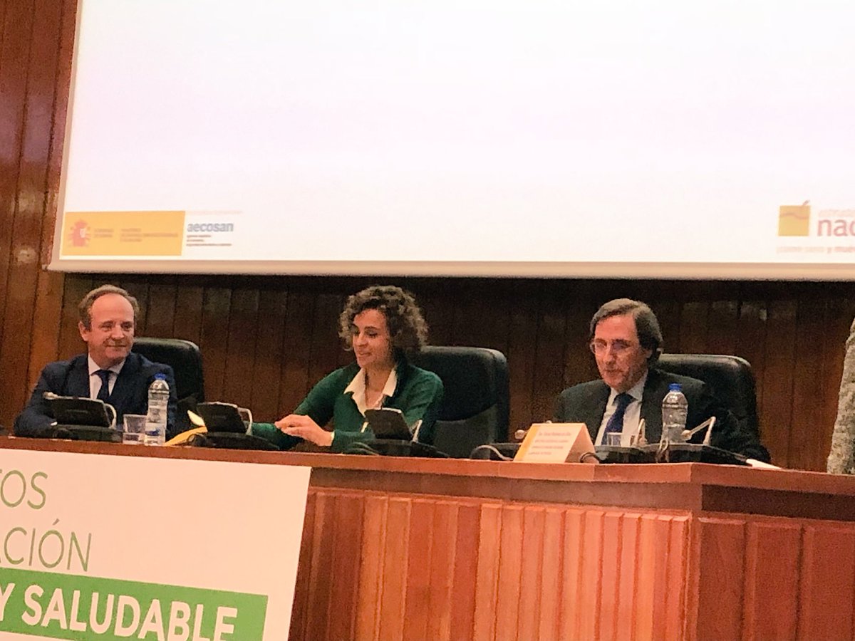 Tecnifood's tweet photo. Los representantes de @esFIAB @ANGED_es @ACES_supers @ANGED_es #Feadrs #MarcasdeRestauracion y @anedavending han firmado su compromiso con el #PlanComposicionIAB https://t.co/t8Q9h73ubu