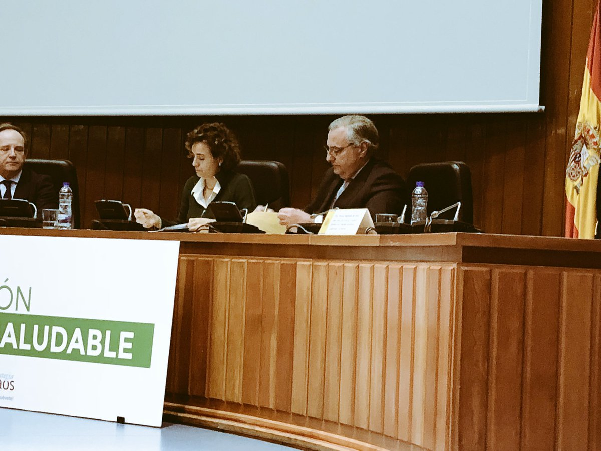 Tecnifood's tweet photo. Los representantes de @esFIAB @ANGED_es @ACES_supers @ANGED_es #Feadrs #MarcasdeRestauracion y @anedavending han firmado su compromiso con el #PlanComposicionIAB https://t.co/t8Q9h73ubu