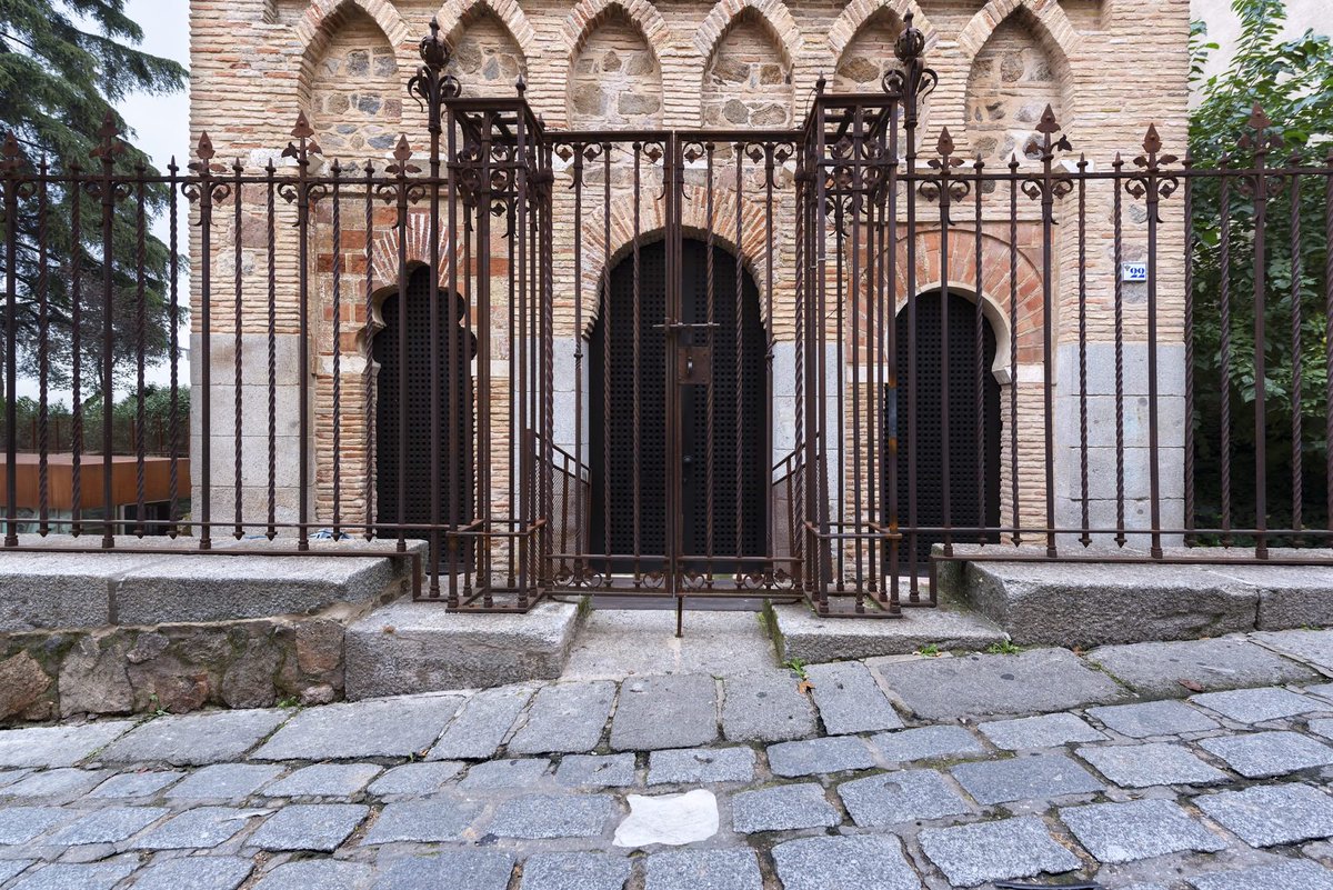 ¿Conoces la Leyenda del Cristo de la Luz? Esta foto te da una pista...