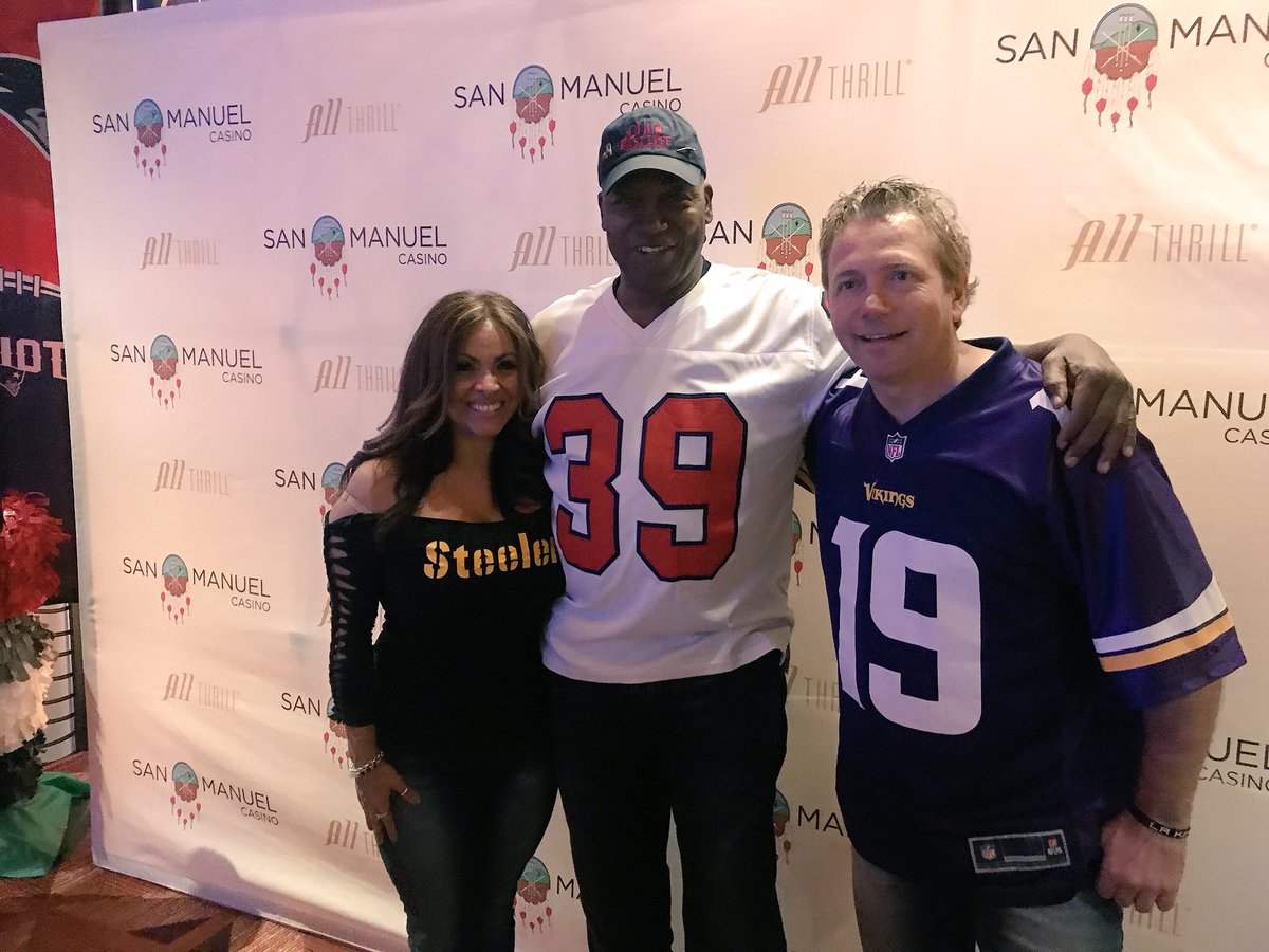 veronicaxxxooo's tweet photo. That game! 🦅 #SuperBowl #SamCunningham https://t.co/JsBztPC8iz
