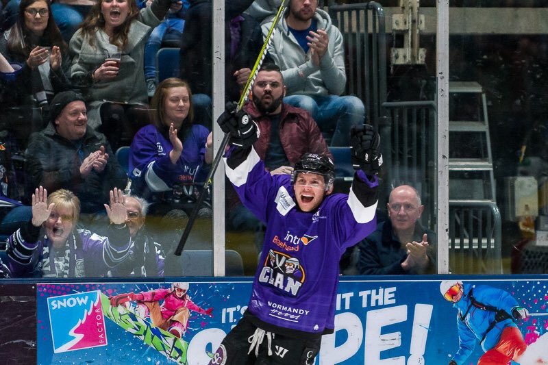WarriorHockeyUK's tweet photo. The feeling of using Warrior. #HockeyFamily. https://t.co/libf9oy47Z