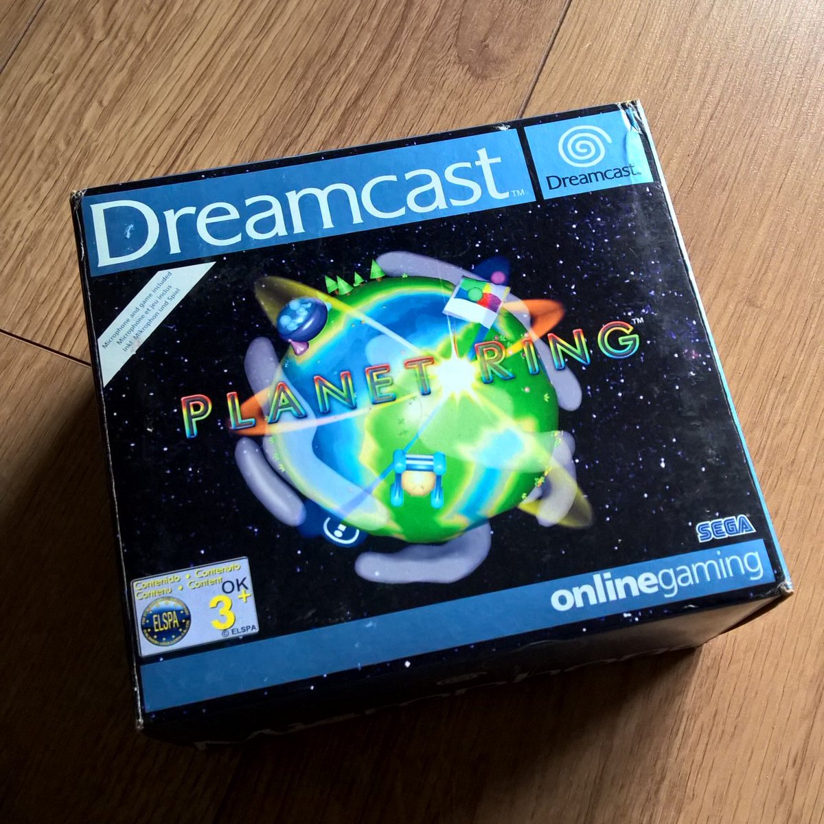 GrahamCookson's tweet photo. Digging this big box ver. of #PlanetRing on #Dreamcast incl. mic! Brilliant for 50p!! :) @SEGANerds @TheDCJunkyard @pcwzrd13 @UprisingGames https://t.co/bdlvyWx5Oo