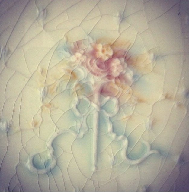 InnBuffalo's tweet image. Original decorative tile in the Sarah Dutro Mini-Suite bathroom #Preservation #Victorian