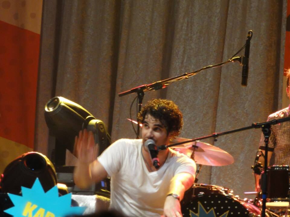 Very happy birthday to Darren Criss I hope you have a magical day! 