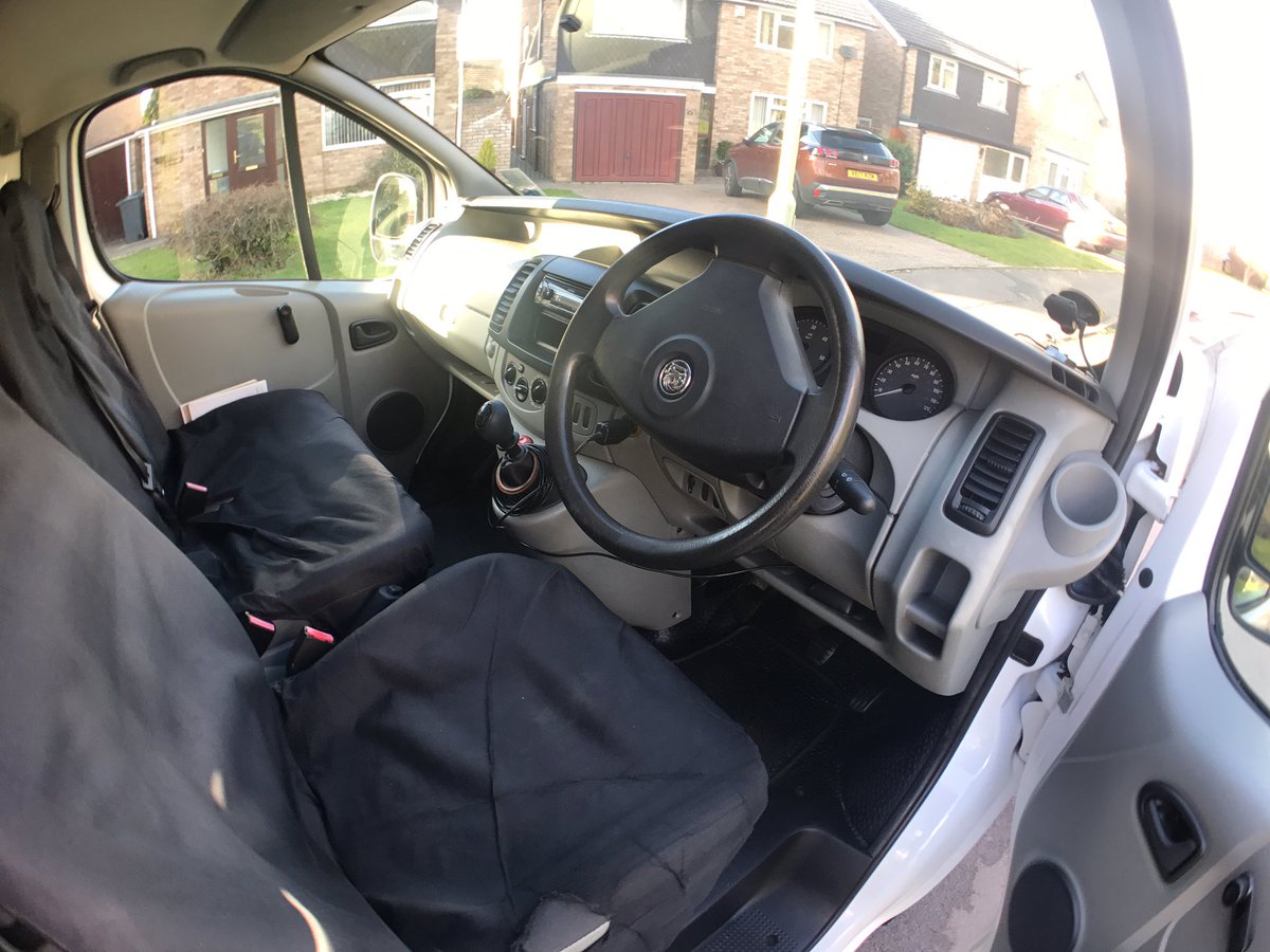 MotorSplash_'s tweet image. Sunday was spend valeting this Vauxhall vivaro 6 hrs down and the van looks completely different!  #valeting #Gloucester #Vauxhall