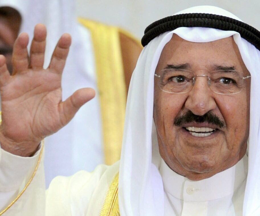 بعدمالمسناه كعمانيين من حفاوةوترحيب وكرم ضيافة وأخوة صادقة من الكويت حكومة وشعب في بطولة خليجي ٢٣ لايبنغي عليناأن نرفع القضاياوالشكوى عليهم بشان مصابين المدرج فقدقدمت لهم كويت الصباح كل رعاية وعناية وهذا قضاء الله وقدره وأبناء قابوس لايردون على الاحسان بالاساءة لا والله 
#عمان