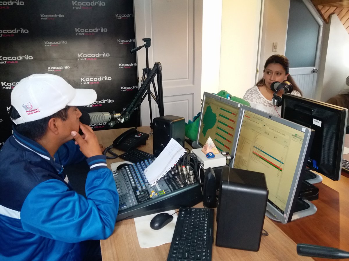 #Loja: Gabriela Angamarca, responsable del programa de sangre de la Coordinación Zonal, informa en <a href="/KocodriloRadio/">Kocodrilo Radio</a> sobre la colecta que se cumplirá el 8 de febrero en el vestíbulo del Municipio.