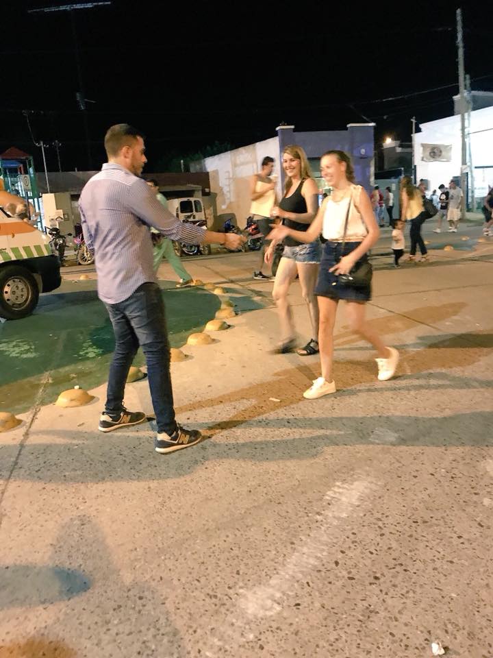 jr_cba's tweet photo. #JRecorrida
El pasado Viernes, recorrimos Villa María, Dpto. San Martín, concientizamos panfleto en mano, sobre Violencia de Género, Donación de Órganos y Alcoholemia Cero al Volante en @FestivalVMaria
Todos juntos lograremos recuperar la Provincia en 2019.
#NosVeranVolver https://t.co/9DOntOr2gn