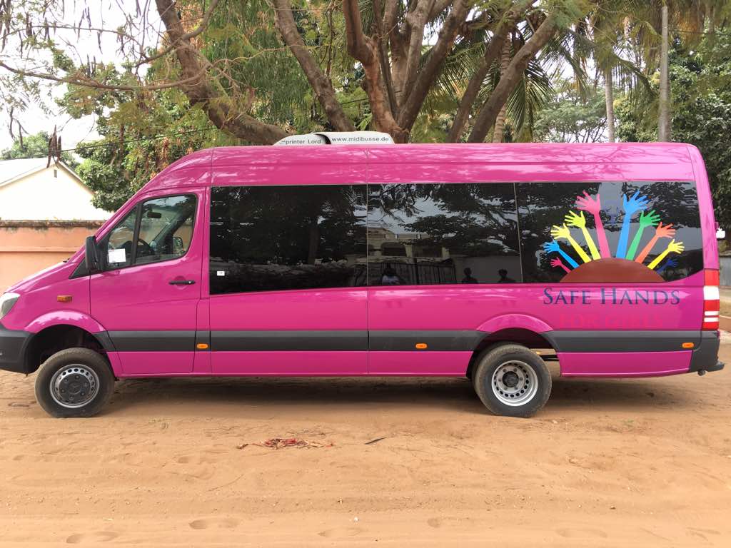 SafeHands4Girls's tweet photo. In addition to the #FGMWalk tomorrow, we are also launching the #PinkBusTour. https://t.co/nVGaFMJUTv