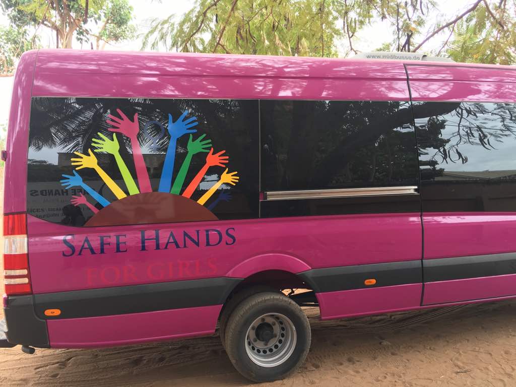 SafeHands4Girls's tweet photo. In addition to the #FGMWalk tomorrow, we are also launching the #PinkBusTour. https://t.co/nVGaFMJUTv