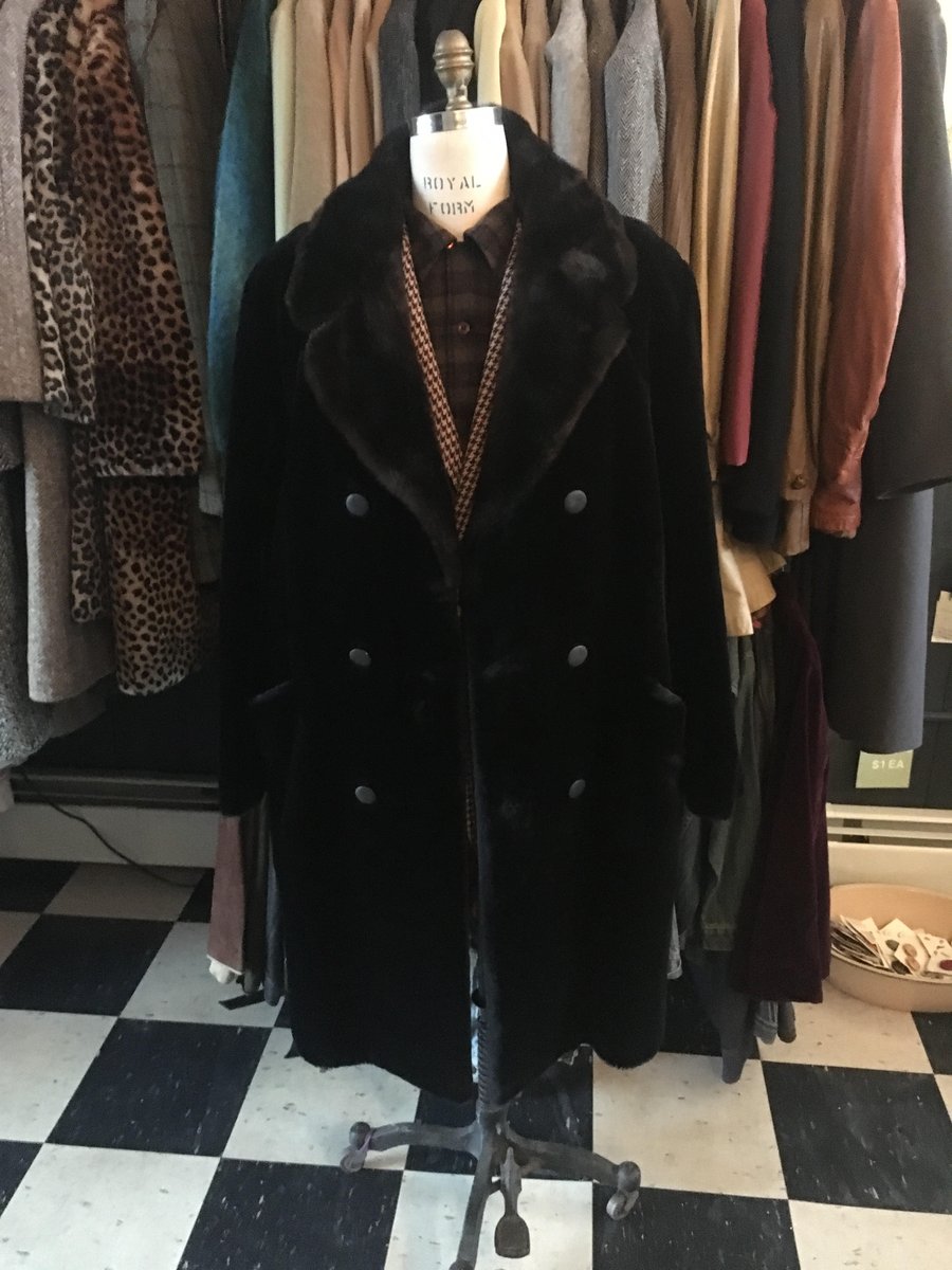 blacksheepnh's tweet photo. Don't worry, you don't need to win the big game to dress like you did. Shop @blacksheepnh Fri & Sat 11-5 Sun 11-3 #70sFauxFur #madforplaid #vintagependleton #sorrypats https://t.co/HTEQRWREmD