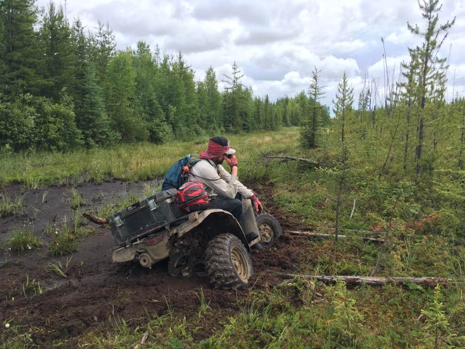 ColinMacfarla10's tweet photo. Stuck in peat moss up to my waist. Quad continuing to sink. Working Solo. No trees close enough to winch to. Kilometers from Civilization.  #ImAScientistGetMeOutOfHere https://t.co/80EFciIxs3