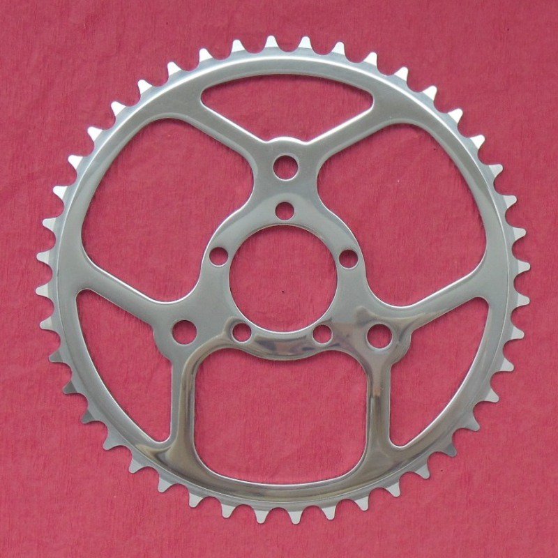 CTS_Chainrings's tweet photo. 🎉㊗️❤️✌️😃🌀🌴 #5VIS #BCD83 #BICYCLE #chainring サンプレタイプ 5VIS クランク用アウター　PCD83 44T　製作しました。飾穴無しのシンプルなタイプでの製作です。ビンテージ5-7Sチェーン対応。有難うございます🙏😇
都合が良くなく撮影に難儀していましたら、これら正面画像のみとなってしまた https://t.co/2aiguD4kD8