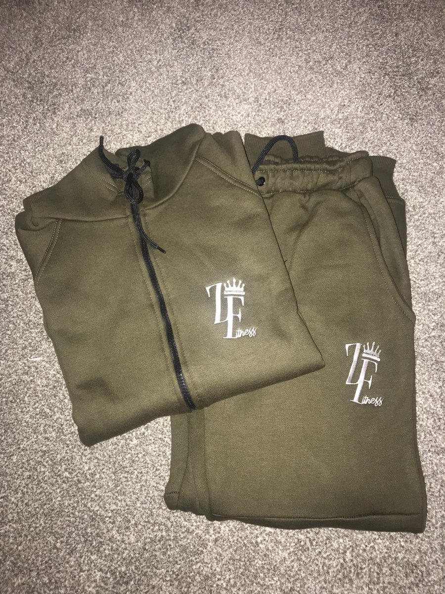 ZuluFitness's tweet photo. SALE- BRAGIN only £19:99 be quick limited remaining- https://t.co/mcMSznVtig https://t.co/jzuAB9hppg