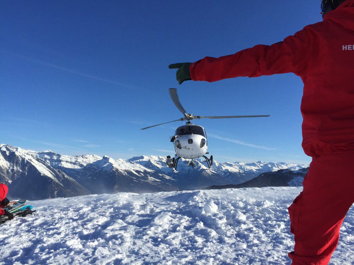 HeliLausanne's tweet photo. Heliski dès la Croix-de-Coeur ou Verbier ce dimanche 11 février 2018. Contactez nous pour plus d'information.
#Heliski #CroixdeCoeur #Verbier https://t.co/1JOcNMIBc1