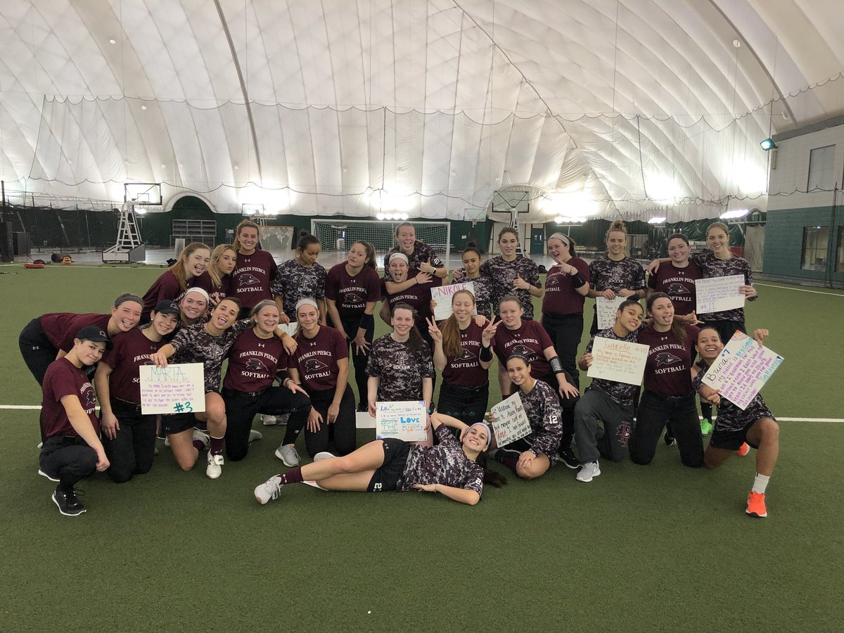 FPUSoftball_'s tweet photo. #bringingteamstogether Day one in the women’s soccer and softball locker room! Go Ravens! #ravennation https://t.co/p2iY76YiKd