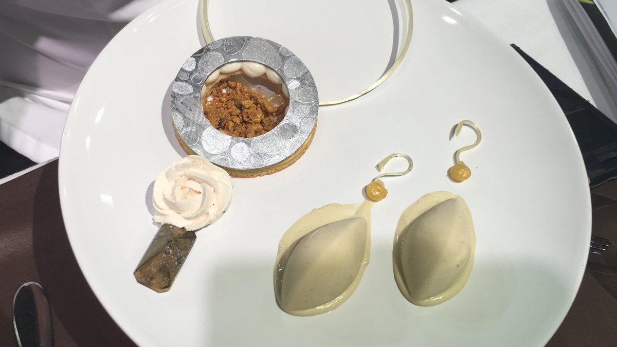 MDAS_Officiel's tweet photo. #MDAS2018 Proposition du Mexique avec son dessert à l'assiette Matcha et Agrumes. @EuropainFrance @PierreHerme_FR @mercotte #MDAS #DGF https://t.co/HTE1cH0F0v