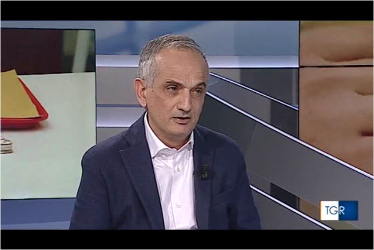 DtoKLab's tweet photo. Il Prof. Domenico Talia @dtalia - co-founder di DtoK Lab - intervistato da TGR Calabria @TgrCalabria https://t.co/L0Ufi0G7tH