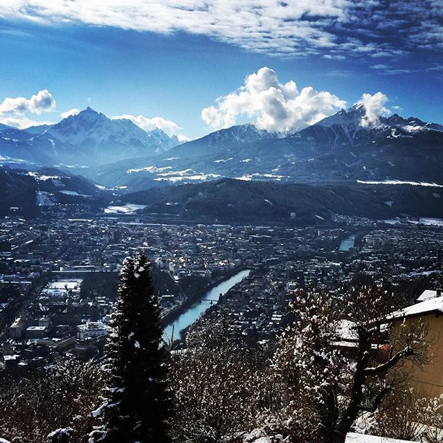 Enrico1977's tweet photo. #Innsbruck from the #top .
.
#city #panorama #view #snow #amazing #amazingplace #wonder #igers #igersitalia #igersromagna #igerscervia #travel #travelblogger #travellingthroughtheworld #traveling #travelingram #travels #traveller #austria #austrian #osterreich #alwaysfollowb… https://t.co/t6ZhUeiNpK