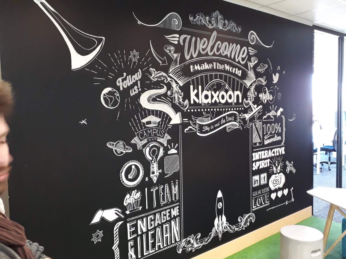Master2SDIN's tweet photo. C'est parti pour la visite des locaux de #klaxoon par les M1 et M2 du #master2SDIN @EcoRennes1. En photo, le mur collaboratif Klaxoon https://t.co/cSXRzgNkyb