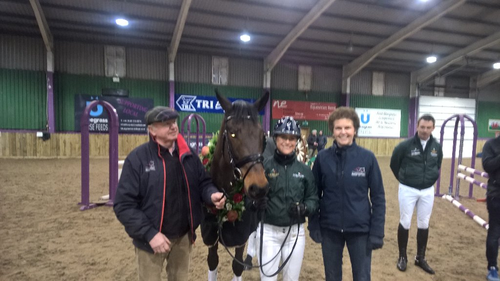 MrDeclanCullen's tweet photo. Just a jiff with @CamillaSpeirs and breeders white family https://t.co/F1Q3SVAq5s