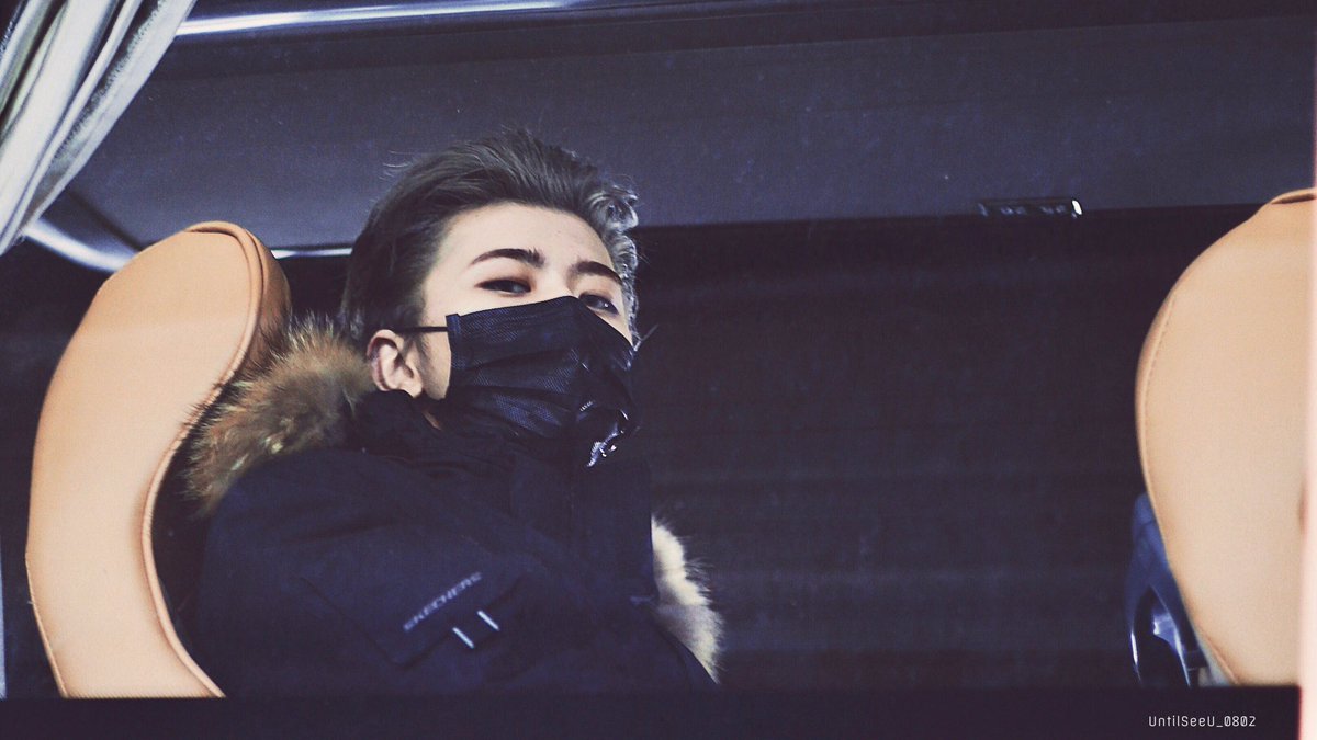 UntilSeeU_0802's tweet photo. 180108 CSX🛬HD/4P

#偶像练习生 #蔡徐坤 #caixukun #idolproducer https://t.co/SdbG2kpjgB