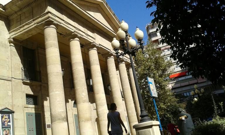 alicanteplaza's tweet photo. #OpiniónAP La cultura alicantina valora al alza, por @danilefreak https://t.co/DRXFnbsqVR https://t.co/ZFOax6n4L3