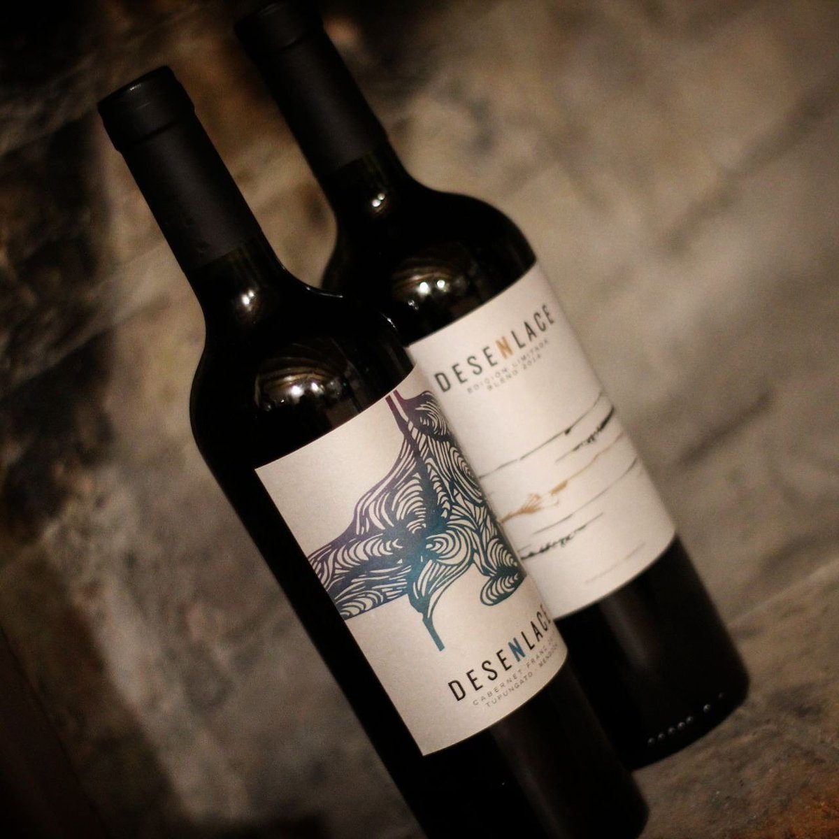 DesenlaceWines's tweet photo. 🗞️BREAKING NEWS🗞️
📆Este jueves 8 de Febrero presentamos oficialmente nuestros vinos y proyecto: Desenlace Wines, de la mano de Club Social Mendoza en el #sunsetarena. .
🕐 Los esperamos a las 20hs en el Arena Maipú. ✨Estás listo para conocernos?✨ .
Pd. Confirmar asistencia https://t.co/dzXeHi2kjX