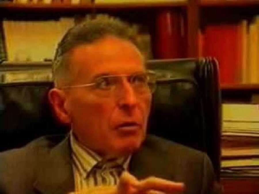 YolandaPica's tweet photo. #YolandaPica #LaRazon #DidierAnzieu #YoPiel https://t.co/UzBnxhVnrK https://t.co/UGse3JJy4q