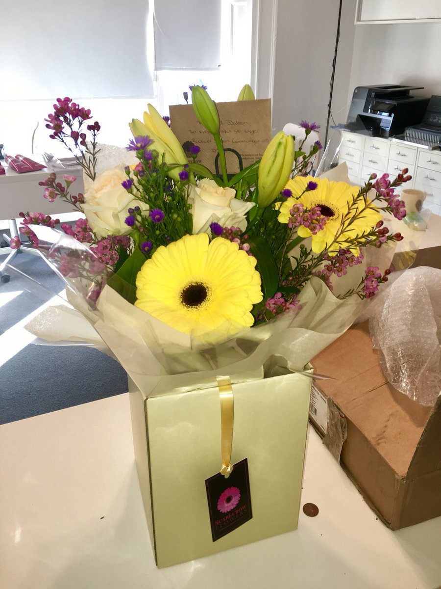RachelDalton_PR's tweet photo. What a lovely start to a Monday morning! @CarolOKelly thanks so much for brightening up our office 😊 x https://t.co/Tuna2D3hqT