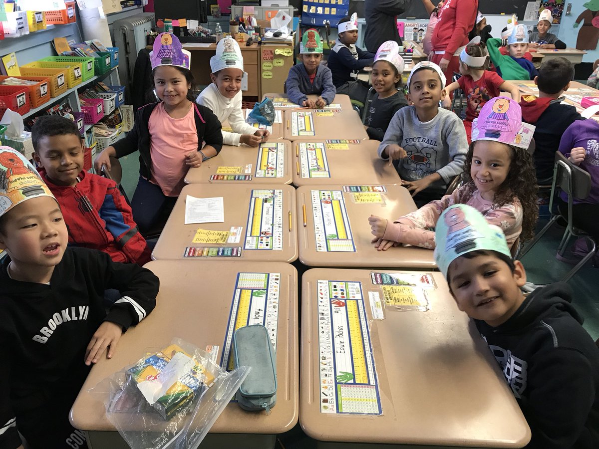2ndGradeJKO's tweet image. Class 202 learned about Groundhog Day during Genius Hour! #GroundhogDay #class202 @PS66JKO