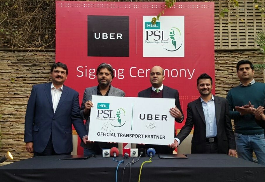 PakBlogscom's tweet photo. @uber_pk has joined @thepsl as official transport partner for the third season of #HBLPSL
#DilSeJaanLagaDe https://t.co/nLQl7pWby5