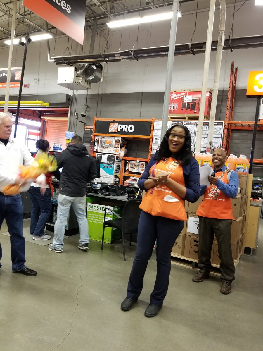BrunZuleicka's tweet photo. #SUCCESS ! So proud to announce Shermaine was selected to go to VEGAS!! @BillDalrymple1 @MsCarly_HD @1609Mickiewicz https://t.co/4gZpeT4D0z