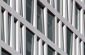 Primeur in Nederland: Eerste #circulaire gevel wordt geleased. Gevelbouwers blijven eigenaar!
 dewijkvanmorgen.be/eigen-keuze/1/…