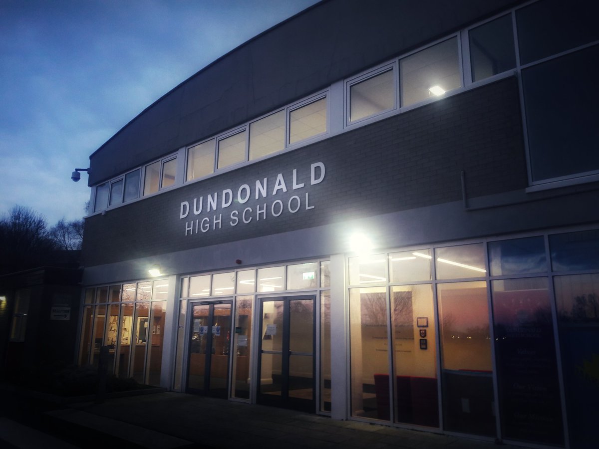 DavidHTempest's tweet photo. It was an early start this morning but it was worth it! First half of the day done and now looking forward to the second half! Big thank you for making me feel so welcome @dundonald_high #LookingGoodWithTempest https://t.co/t0OP14UmmR