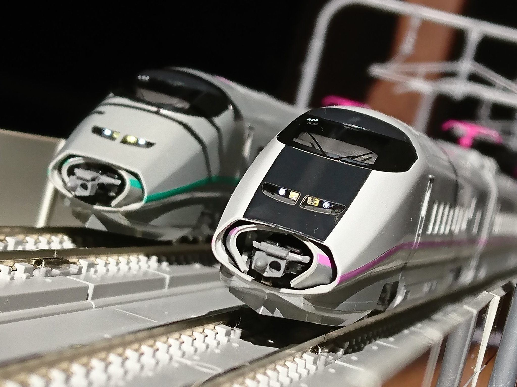 売れ筋がひ！ KATO E2系はやて E3系こまちと銀つばさ 詳し 鉄道