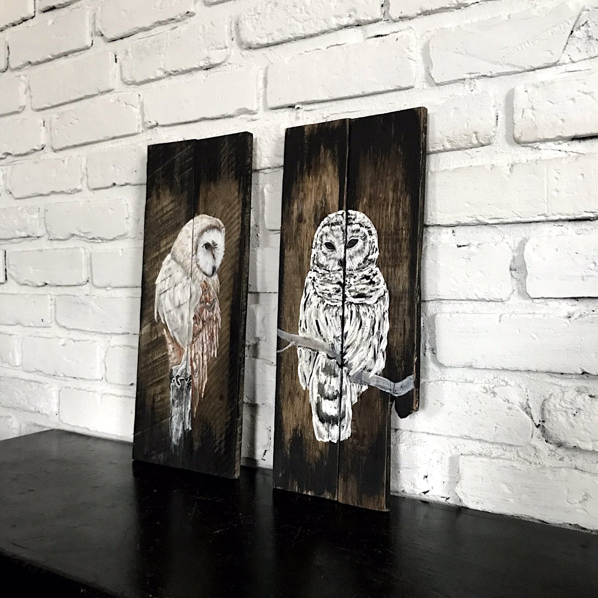 BrokenBoardsD's tweet photo. Hand painted owls are back in stock 🌙 https://t.co/3sjRM9UzUw #painting #etsy #handmadehour #homedecor #giftideas #Gifts #Owl #artwork #Valentines #Birds #etsyhandmade #etsygifts #greatgift #SmallBiz #Woodworking #rusticinspired #RusticHomeDecor https://t.co/8bbNiOCARg