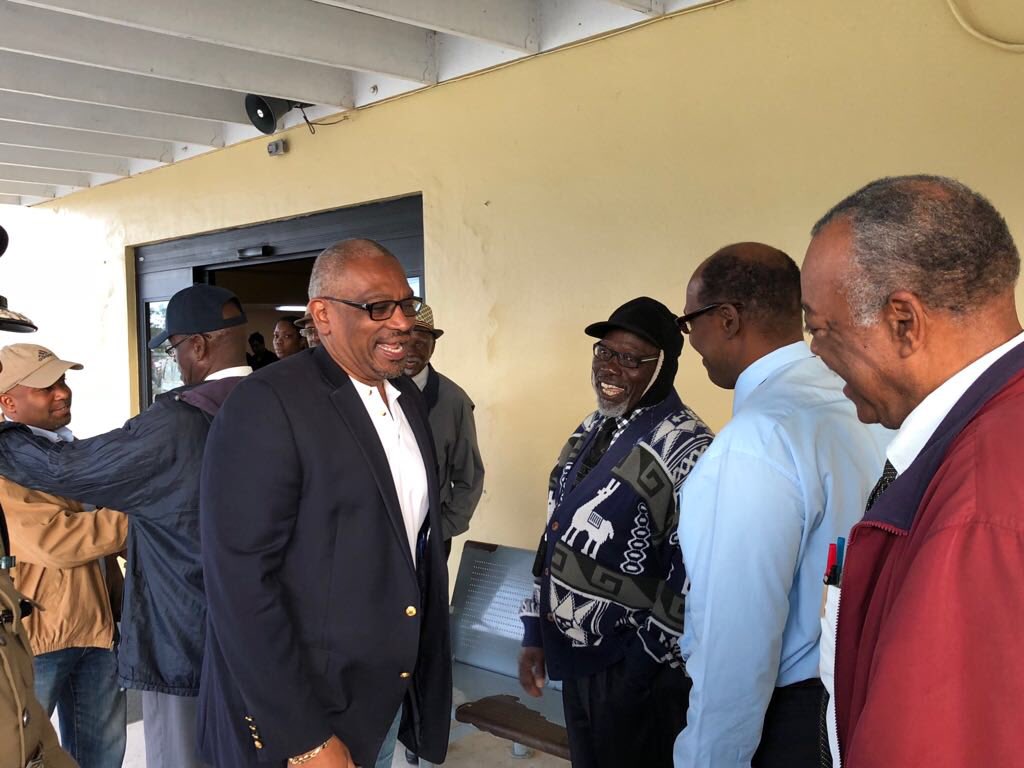 bisbahamas's tweet image. Arrival on Saturday of Prime Minister, Dr. the Hon. Hubert Minnis and Mrs. Patricia Minnis in Grand Bahama to officially open Pirate's Cove and Bahama Zipline.

#OfficialSource