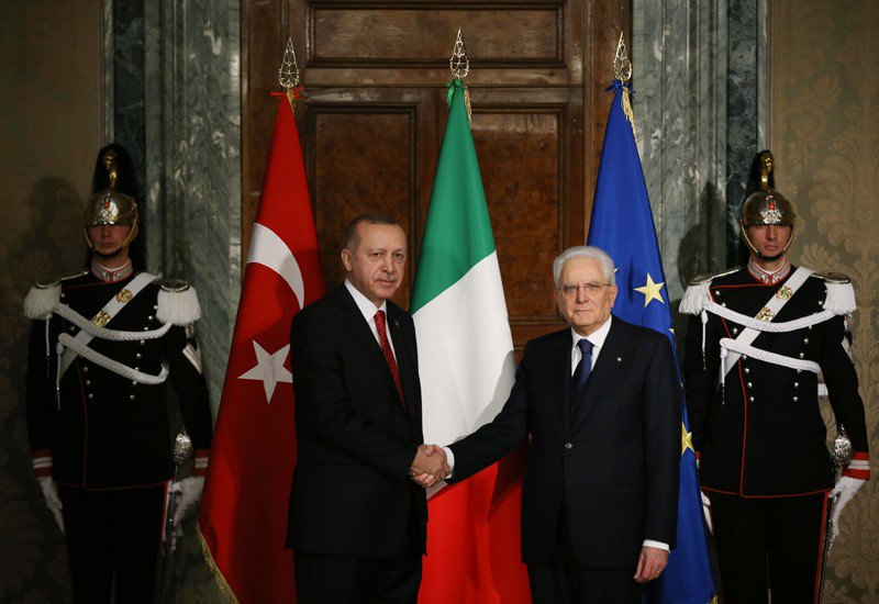 tcbestepe's tweet photo. Cumhurbaşkanı Erdoğan, İtalya Cumhurbaşkanlığı Sarayında https://t.co/utoXVDeAgo https://t.co/WWfw2coDY1