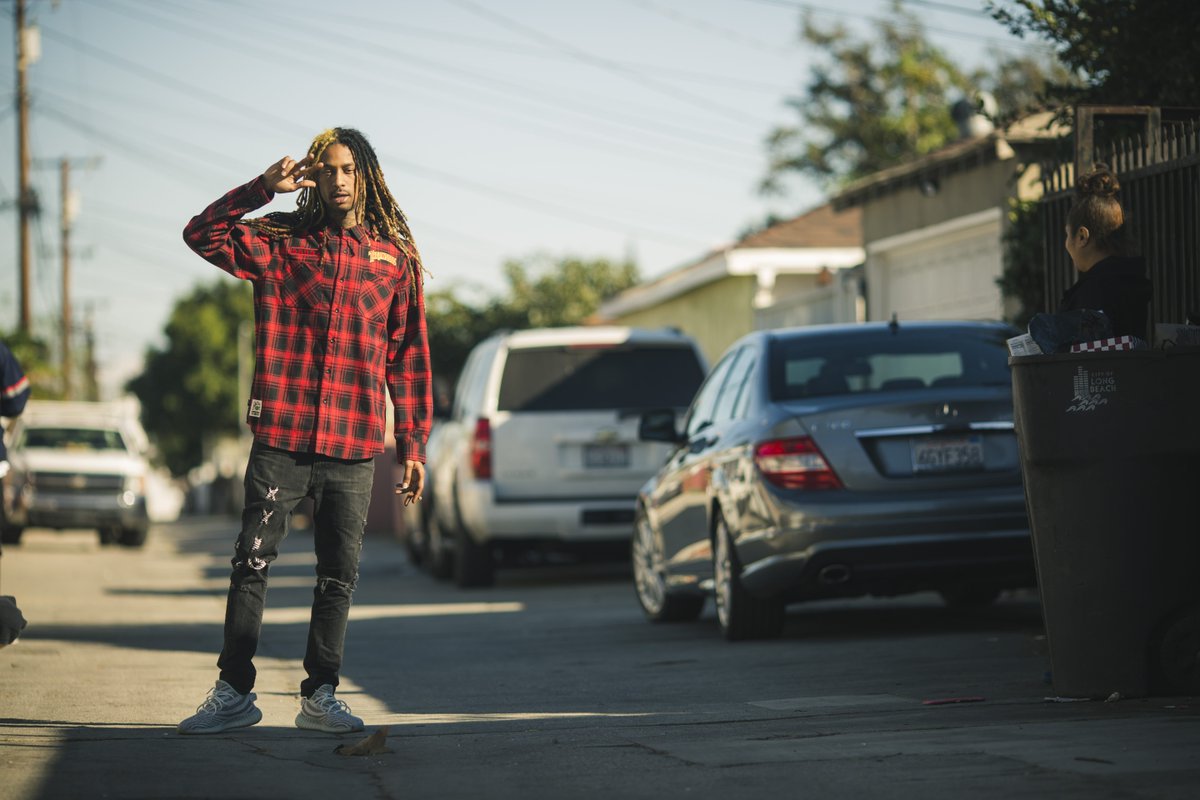 A1Mogul's tweet photo. Red and black lumberjack style! Trapwoods flannel added to the shop! #HoodScoutCollection available right now! https://t.co/uNduaIyOgO https://t.co/CjC366vdaq