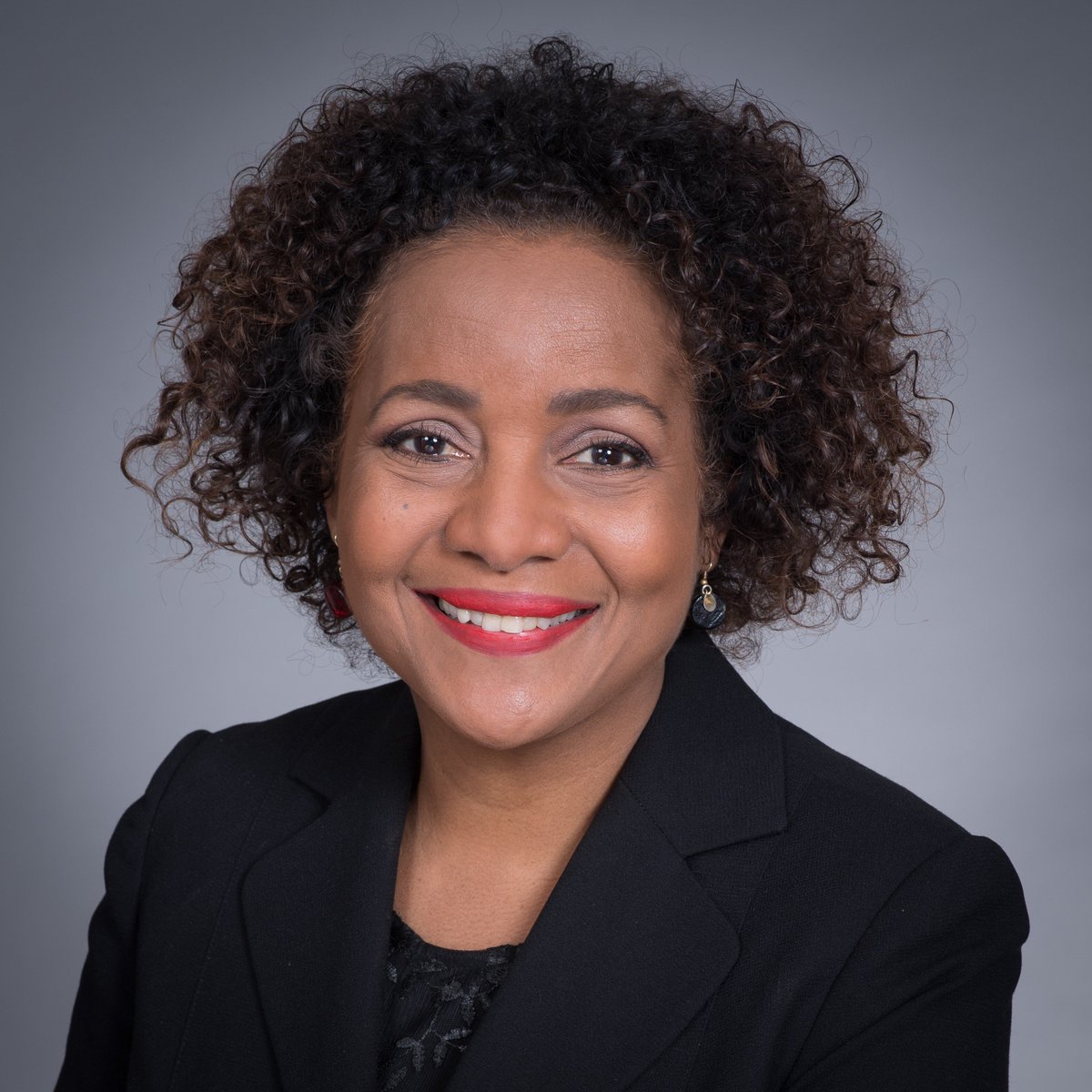 CdnHeritage's tweet photo. The Right Honourable Michaëlle Jean, Governor General from 2005 to 2010, is now Secretary General of the International Organisation of La Francophonie. #BHM2018
https://t.co/BHvSipxlz9 https://t.co/h02JRxK6bM